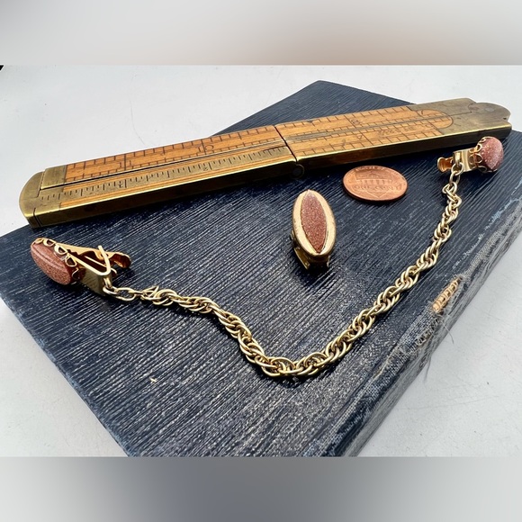Vintage Accessories - Vintage sweater guard cardigan clips set goldstone with chain